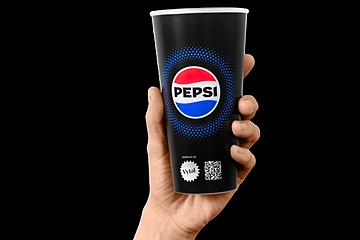 Der neue Mehrwegbecher (Foto: PepsiCo)