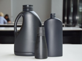 Henkel: Recycelbare schwarze Kunststoff-Flaschen