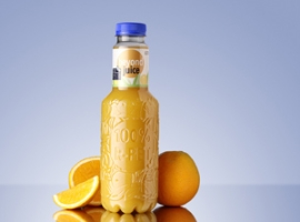 KHS: Recyclingfähige Saftflasche komplett aus RE PET                                                                            