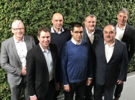 Plastchim-T: Weltweit erste BOPP/BOPE-Hybrid-Reckanlage                                                                         