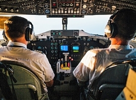 Logistik: Die Sommerhitze steigt den Lufthansa-Piloten zu Kopf                                                                  