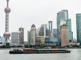 Logistik: China jubelt über 200 Millionen abgefertigte Container                                                                