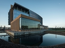 Dow: Chemiegigant rutscht in die roten Zahlen