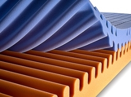 Neveon: Weichschaumblöcke auf Basis von Polyolen aus Altmatratzen