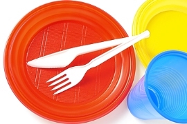 Großbritannien: Verbot von Einwegprodukten aus Kunststoff