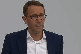 Wacker: CEO Hartel erwartet 2024 ein erneut herausforderndes Jahr