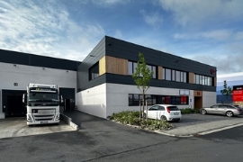 Tosca: Poolbetreiber für Kunststoffverpackungen eröffnet 43. Logistikzentrum