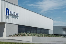 Preciplast: Installation einer vierten Blasformanlage