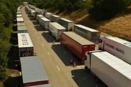 Logistik: Hapag-Lloyd traut sich noch nicht durchs Rote Meer