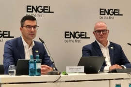 Engel: Übernahme von Trexel