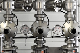 Kunststoff Information: Korrektur der Polymerpreise im Juli