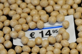 Lanxess: Heftige Preisaufschläge für Additive