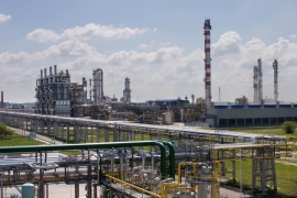 MOL: Rohstoffmangel sorgt für Einschränkungen in der Produktion