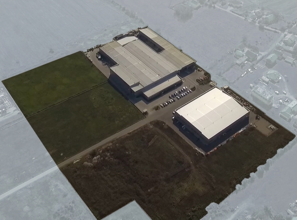 Das Werk in Laktasi / Bosnien-Herzegowina ist um 3.000 m² auf 10.000 m² gewachsen. Weitere 14.000 m² sind noch frei (Foto: Jaksche Group)