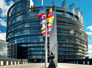 Sitz des EU-Parlaments in Straßburg (Foto: Panthermedia/Botond)