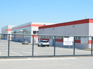 Werk des PUR-Verarbeiters HealthCare Europe in Ruma / Serbien (Foto: Freihandelszone Sabac)