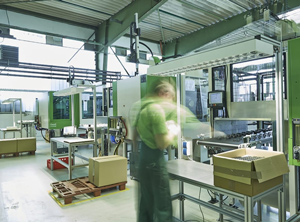 Die Spritzgießfertigung am derzeitigen Standort in Arzberg (Foto: Formeotec)