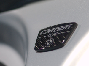 Das Recycling von Carbonfasern unter anderem aus dem Automobilbau – hier die Karosserie des BMW 7er – steht im Mittelpunkt der Veranstaltung (Foto: KI)