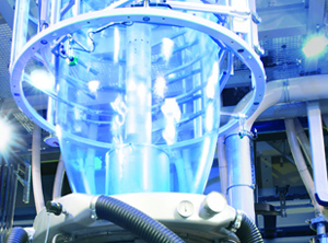 Blase einer Blasfolienextrusionsanlage (Foto: Reifenhäuser)