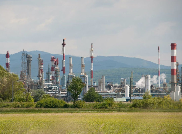 Petrochemie-Anlagen im französischen Chalampé (Foto: Butachimie)