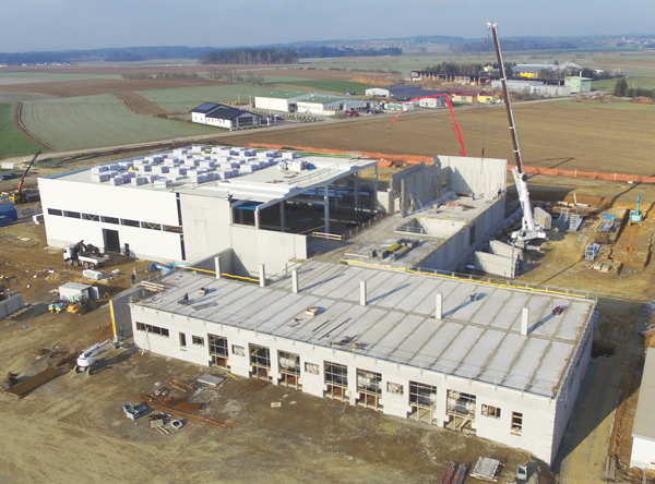 Werkserweiterung im österreichischen Zweigwerk Vitis (Foto: Pollmann)