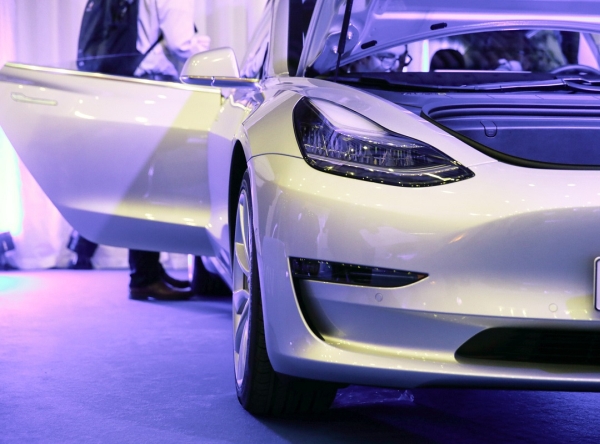 Ein Elektroauto in der ,,Future Zone