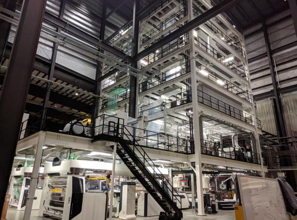 Blasfolienanlage im Werk Grand Rapids, Michigan / USA (Foto: Pregis)