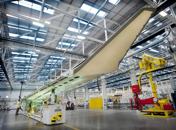 Im Werk von Bombardier in Belfast werden unter anderem Tragflächen für den Airbus ,,220
