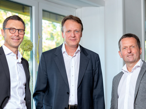 Das neue Geschäftsführungstrio: Stephan Hoffmann, Frank Peters und Martin Kremsreiter (von links, Foto: Parat)