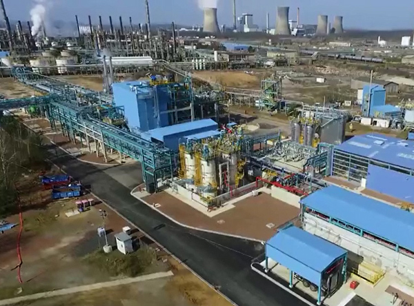 Der Petrochemie-Standort in Carling wurde bis 2017 modernisiert und umgebaut (Foto: Total)