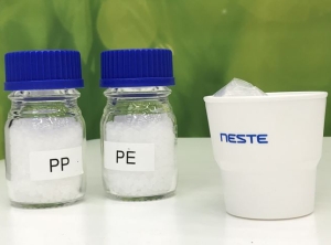 Erstmalig simultane Herstellung von biobasiertem PP und PE-LD in kommerziellem Maßstab (Foto: Neste)