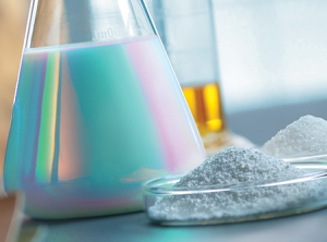 Das Portfolio von Omnova beinhaltet vor allem Spezialchemikalien (Foto: Omnova)