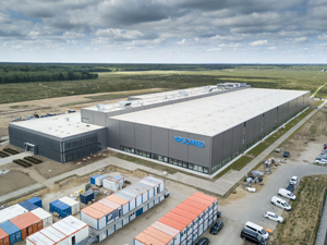 Das neue Werk in Schwerin (Foto: Ypsomed)
