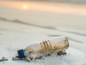 Mindestens 10 Prozent der eingesetzten Materialien sind Meeresmüll (Foto: Unsplash)