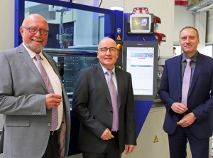 Geschäftsführer von Wittmann Battenfeld Deutschland (v.l.): Klaus Ehlig, Andreas Schramm, Michael Tolz (Foto: Wittmann Battenfeld)