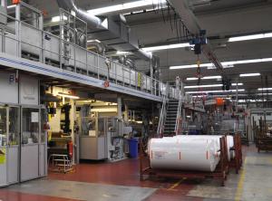 Folienbeschichtung bei Infiana in Forchheim (Foto: Archiv)