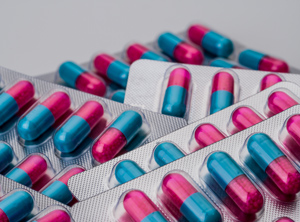 Im November lädt die IK zur Pharmaverpackungstagung ein (Foto: PantherMedia/Fahroni)