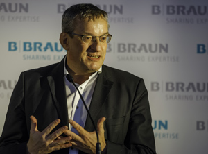 Dr.  Meinrad Lugan, Vorstand der B. Braun Melsungen AG, bei der Richtfeier in Berlin (Foto: B.Braun)
