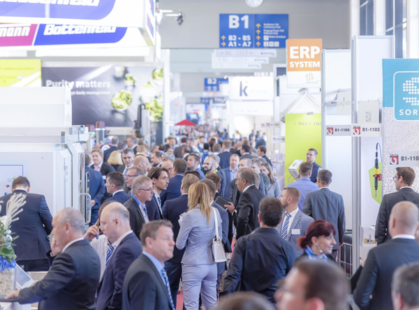 Belebte Gänge erwartet der Messeveranstalter in Friedrichshafen. Zu besprechen gibt es angesichts neuer Regularien und Entwicklungen genug (Foto: Schall-Messen)