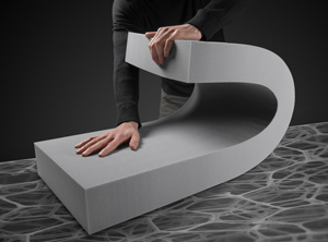 „Basotect UF+“ zeichnet sich unter anderem durch eine hohe Elastizität aus (Foto: BASF)