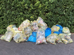 Abfälle aus den gelben Säcken werden bei Ascon am Standort Köln-Hürth zwischengelagert (Foto: KI)