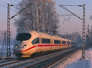 Tausende verschiedener Ersatzteile – unter anderem für den ICE 3 – will die Deutsche Bahn bis 2021 über den 3D-Druck abrufbar machen
(Foto: Deutsche Bahn)
