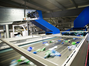 Ein Rekordergebnis beim Recycling von PET-Flaschen gab es zuletzt in Österreich (Foto: PET to PET/Andi Bruckner)