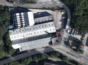 Das kleine Prepreg-Werk bei Manchester wird eines der ersten Opfer der erzwungenen Sparmaßnahmen bei Solvay (Foto: Solvay)