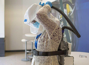 Aktives Beatmungsgerät mit Filterelement von Mann+Hummel (Foto: Ford)