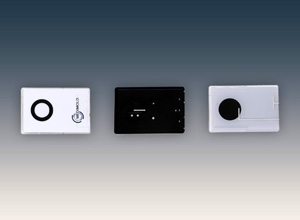 Diese Technik ermöglicht es, Hybridbauteile - in diesem Fall Antennen -  in einem Arbeitsgang herzustellen (Foto: KIMW-F)