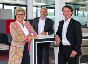 Der Vorstand: Angelique Renkhoff-Mücke (Vorsitzende), Michael Müller (Vorstand Technik) und Christian Steinberg (Vorstand Global Market; Foto: Warema)