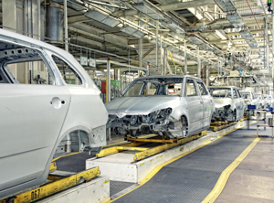 Verwaiste Montagebänder waren in der Automobilindustrie im April an der Tagesordnung (Foto: PantherMedia/zhu_zhu (YAYMicro)