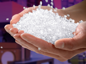 Polycarbonat-Granulat (Foto: Covestro)
