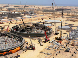 In Al Duqm im Oman entsteht ein neuer Raffinerie- und Petrochemiekomplex (Foto: DRPIC)